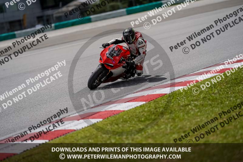 Sepang;event digital images;motorbikes;no limits;peter wileman photography;trackday;trackday digital images